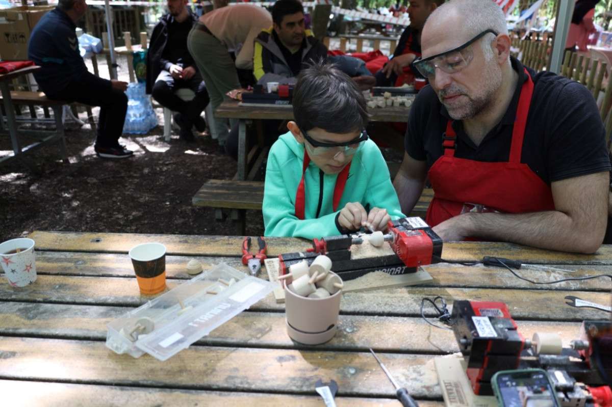 23 NİSAN COŞKUSU ORMANYA’DA BAŞLADI