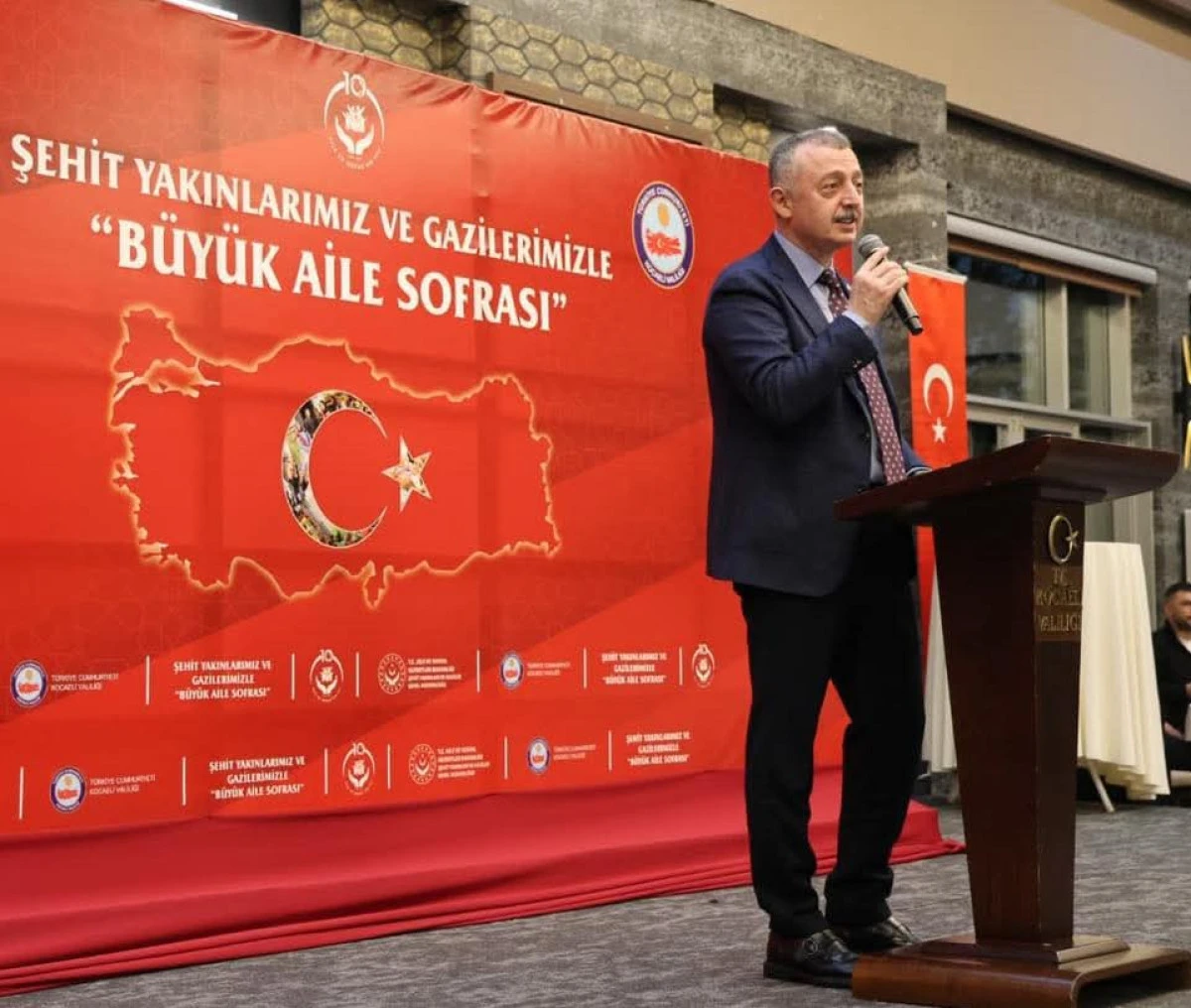 AKTAŞ VE B&Uuml;Y&Uuml;KAKIN İLK İFTARI ŞEHİT AİLELERİ VE GAZİLERLE YAPTI