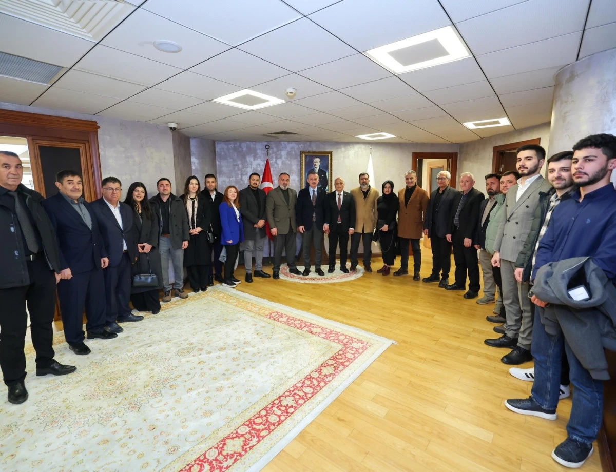 BAŞKAN B&Uuml;Y&Uuml;KAKIN&rsquo;A ZİYARET&Ccedil;İ AKINI