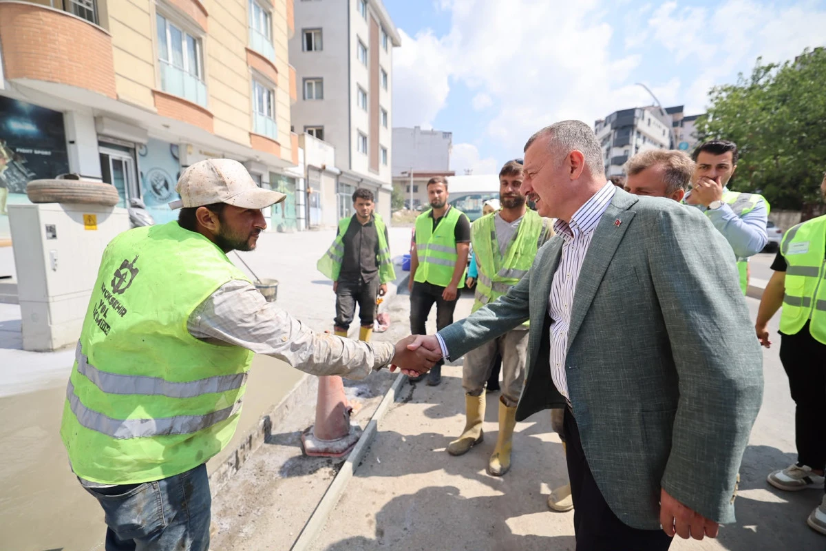 BAŞKAN B&Uuml;Y&Uuml;KAKIN&rsquo;DAN &Ccedil;AYIROVA&rsquo;YA YOĞUN MESAİ
