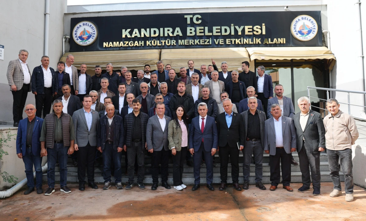 BAŞKAN &Ouml;LMEZ MUHTARLARLA BULUŞTU: &ldquo;&Ouml;NCELİĞİMİZ HİZMET&rdquo;