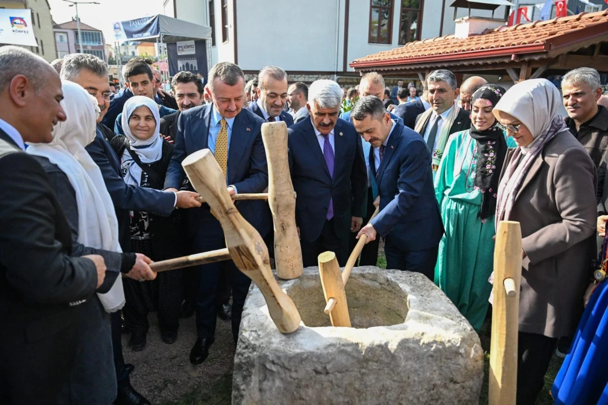 BU MERKEZ MANAV K&Uuml;LT&Uuml;R&Uuml;N&Uuml; GELECEK NESİLLERE AKTARACAK