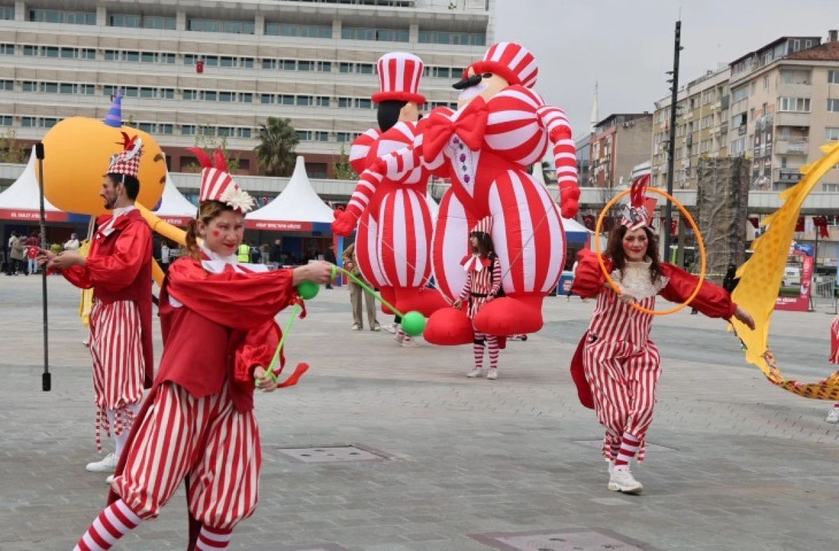 BU YILIN TEMASI: &Ccedil;OCUK VE SANAT