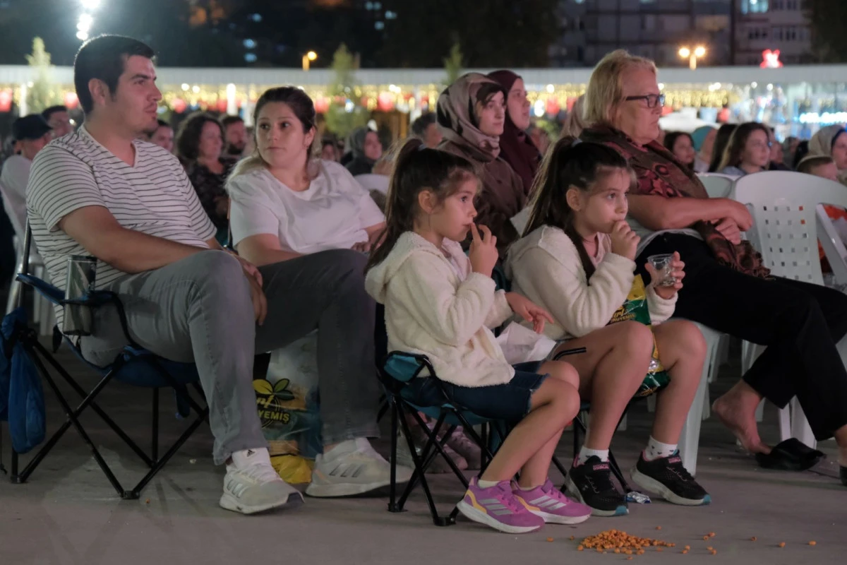 BÜYÜKŞEHİR’DEN ZAFER KUTLAMALARINA YAKIŞAN FİLM