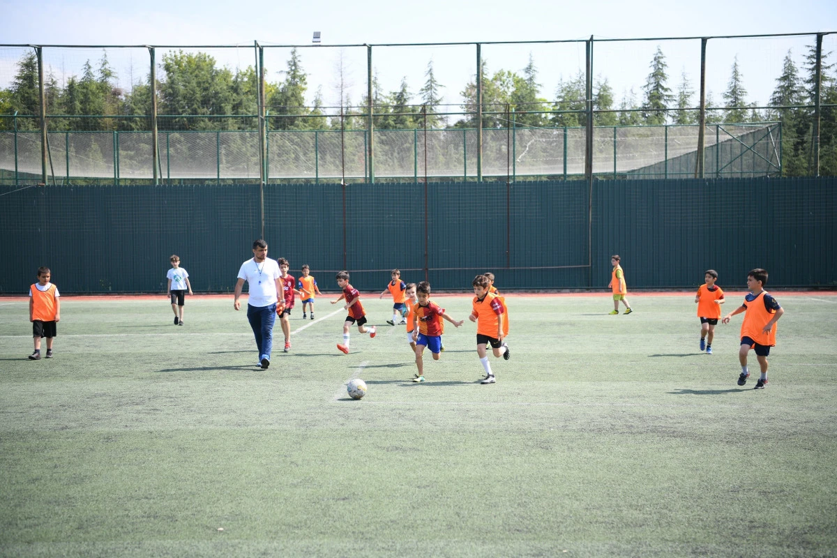 &Ccedil;AYIROVA'DA KIŞ SPOR OKULLARI İ&Ccedil;İN KAYITLAR BAŞLADI  