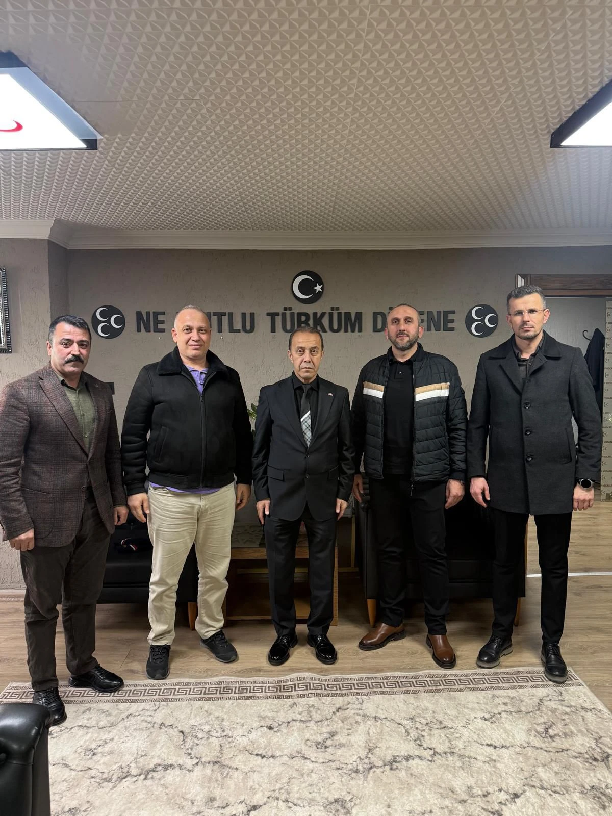 DC&Ccedil;.DR.H&Uuml;SEYİN FATİH SEZER&rsquo;DEN MHP İL BAŞKANINA HAYIRLI OLSUN ZİYARETİ