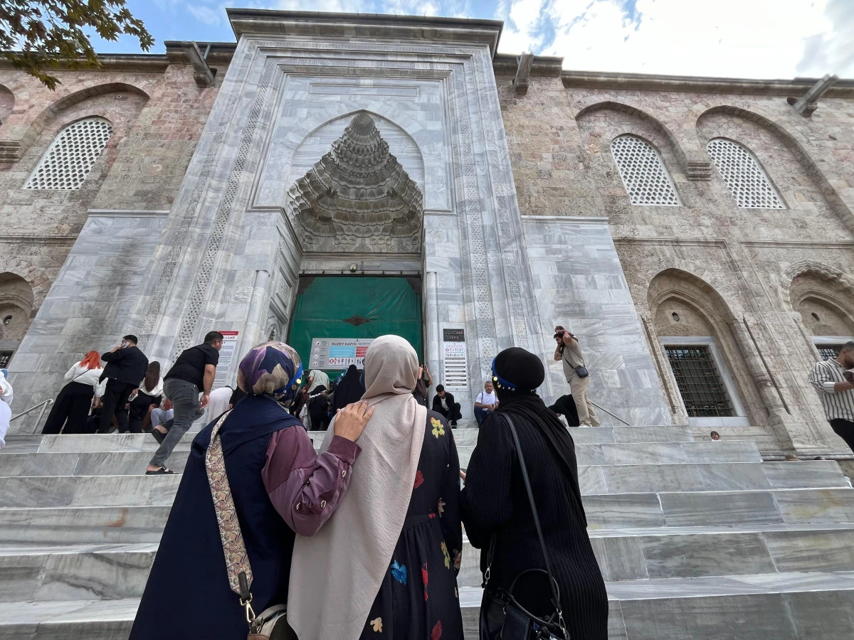 DİLOVASI BELEDİYESİ&rsquo;NDEN G&Ouml;N&Uuml;LLERE DOKUNAN BURSA GEZİSİ