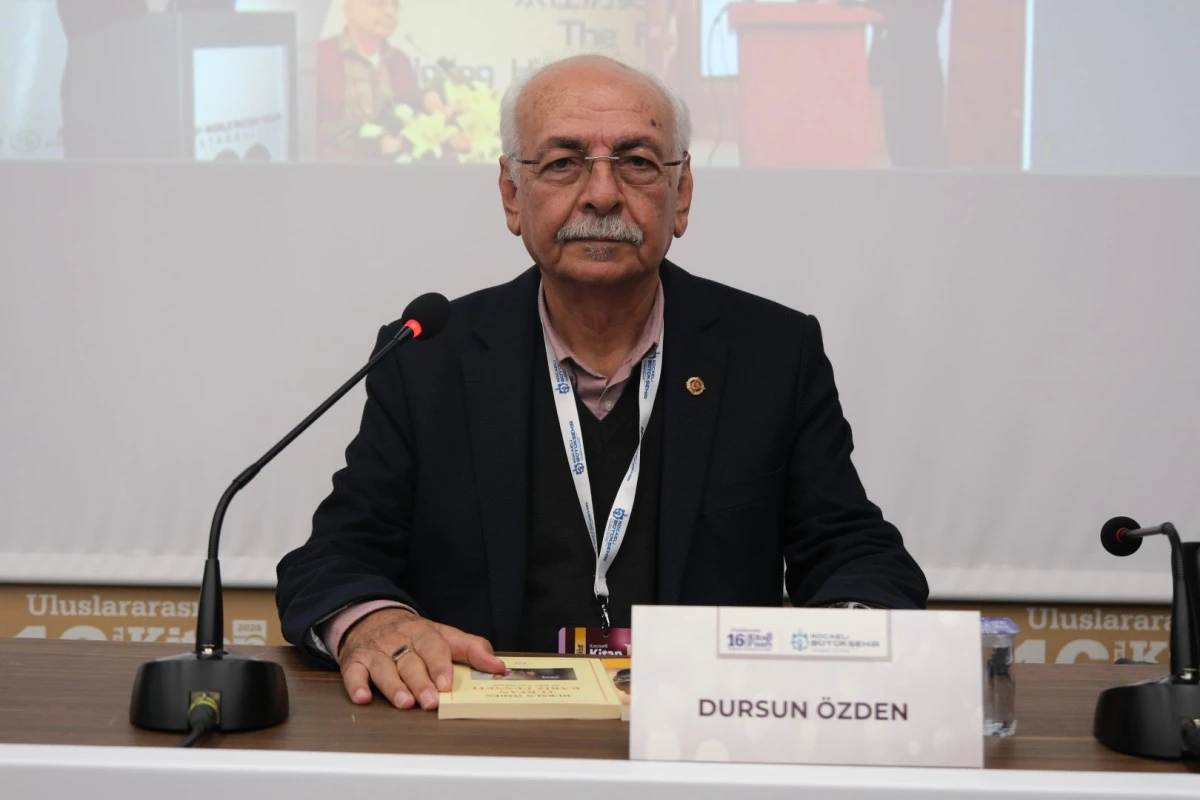 FİLİSTİN, KOCAELİ KİTAP FUARI&rsquo;NDA ŞİİRLERLE ANLATILDI