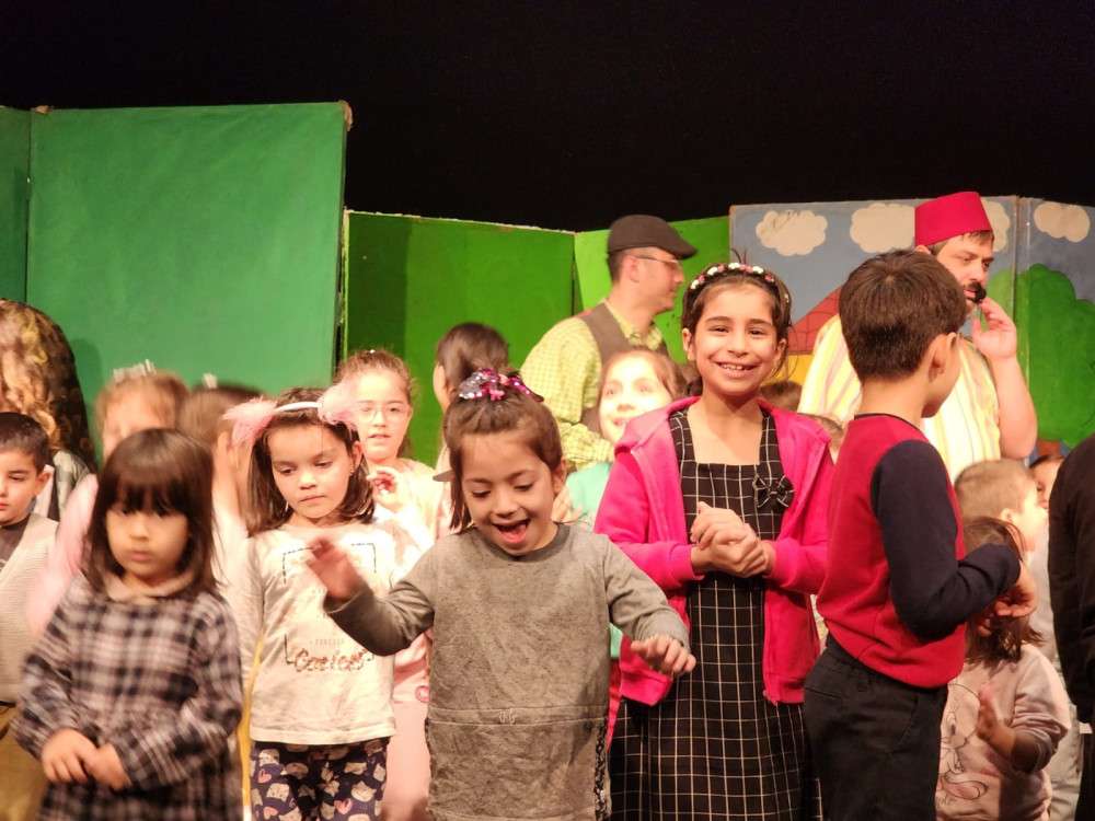 GELENEKSEL RAMAZAN AKŞAMLARI ÇOCUKLARIN NEŞESİ İLE GÜZEL