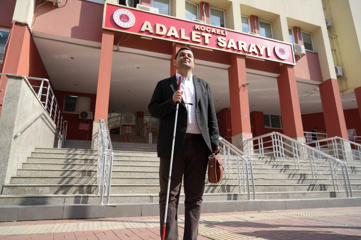 G&Ouml;RME ENGELLİ AVUKAT KOCAELİ BAROSU BAŞKANLIĞINA ADAY OLDU