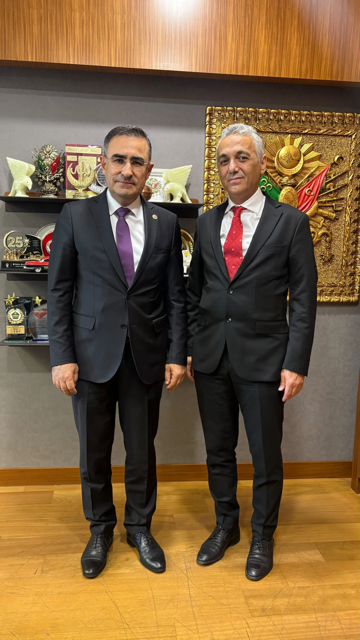HEKİMSEN GENEL BAŞKANI KURBAN&rsquo;DAN TBMM&rsquo;DE KRİTİK TEMASLAR: HEKİMLİK MESLEK KANUNU VE SOSYAL PROJELER MASAYA YATIRILDI  