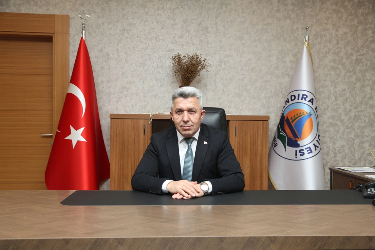 KANDIRA BELEDİYE BAŞKANI EROL ÖLMEZ, 24 KASIM ÖĞRETMENLER GÜNÜ MESAJI