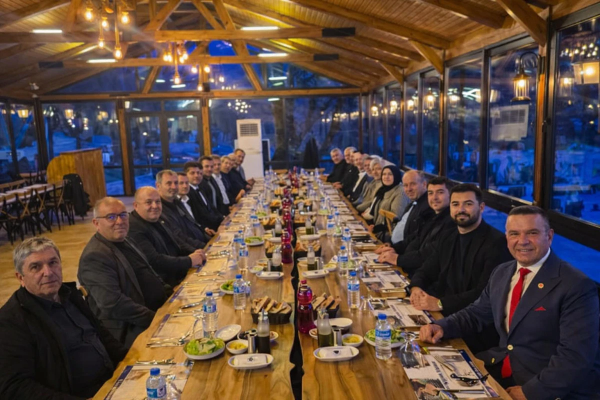 KANDIRA BELEDİYE MECLİSİ İFTAR SOFRASI&rsquo;NDA BİR ARAYA GELDİ.