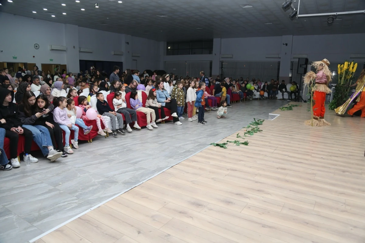 KANDIRA BELEDİYESİ&rsquo;NDEN RAMAZAN&rsquo;A YAKIŞIR &Ccedil;OCUK ŞENLİĞİ