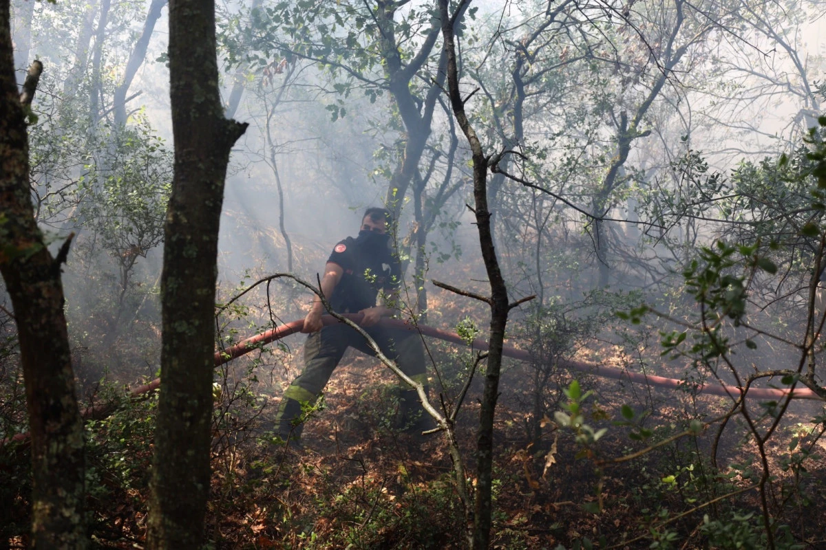 KARAMÜRSEL YANGINI İÇİN SEFERBERLİK İLAN EDİLDİ
