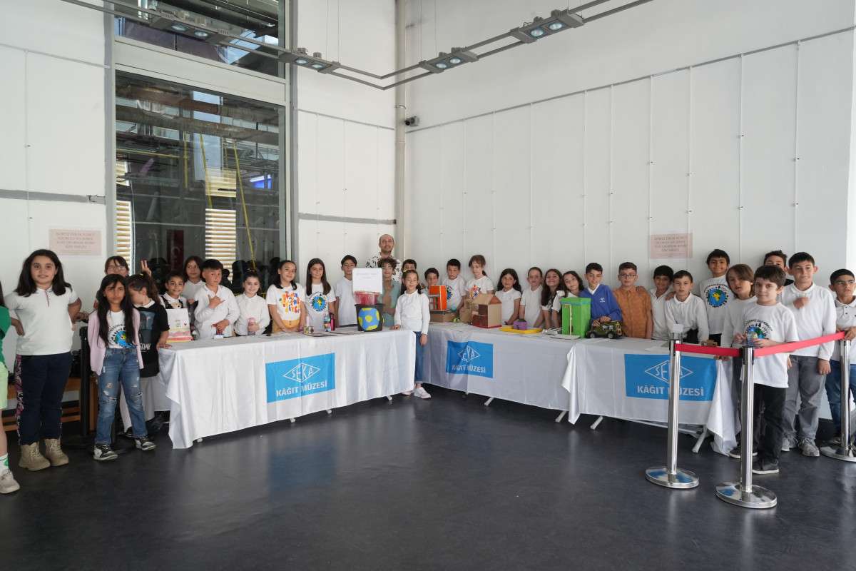  KİMİ CANAVAR SAVAR YAPTI, KİMİ AKILLI PERDE