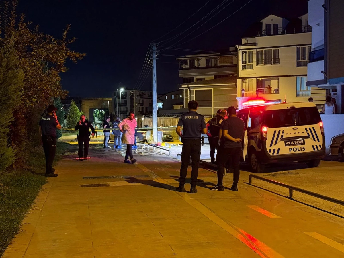 KISKANÇ SEVGİLİ DEHŞET SAÇTI: 3 ÖLÜ