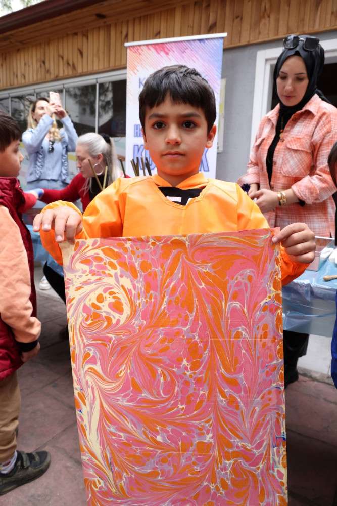 KO-MEK OTİZMLİ ÇOCUKLARA NEŞE OLDU