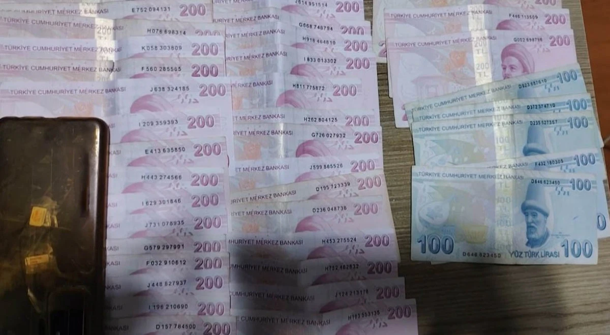 KOCAELİ MERKEZLİ 28 İLDE YASA DIŞI BAHİS OPERASYONU: 61 G&Ouml;ZALTI