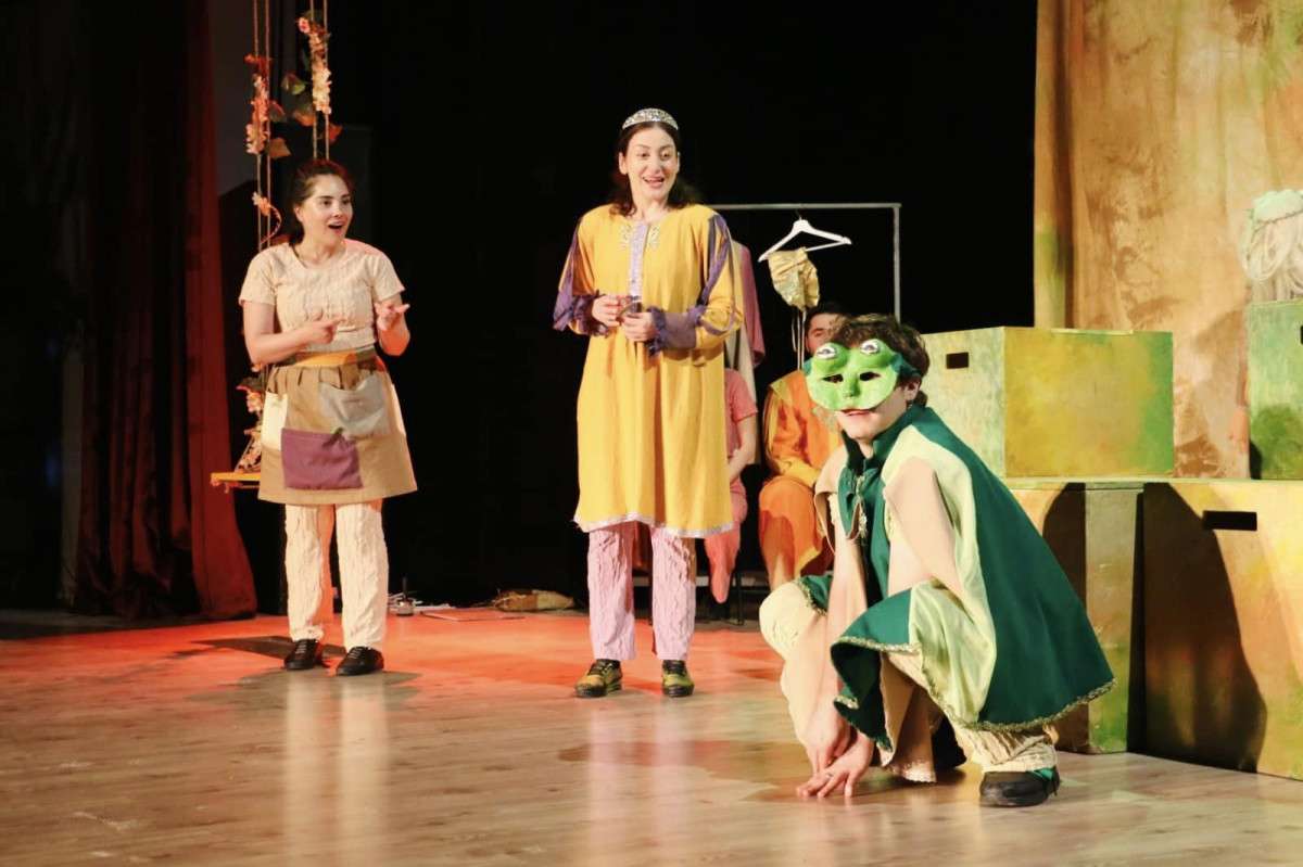 KÖRFEZLİ ÇOCUKLAR ‘EŞİT MASALLAR’ İLE EĞLENDİ