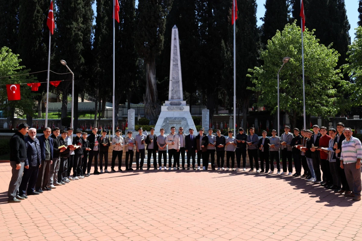 KUT&rsquo;&Uuml;L AMARE ŞEHİTLERİ İZMİT&rsquo;TE DUALARLA ANILDI