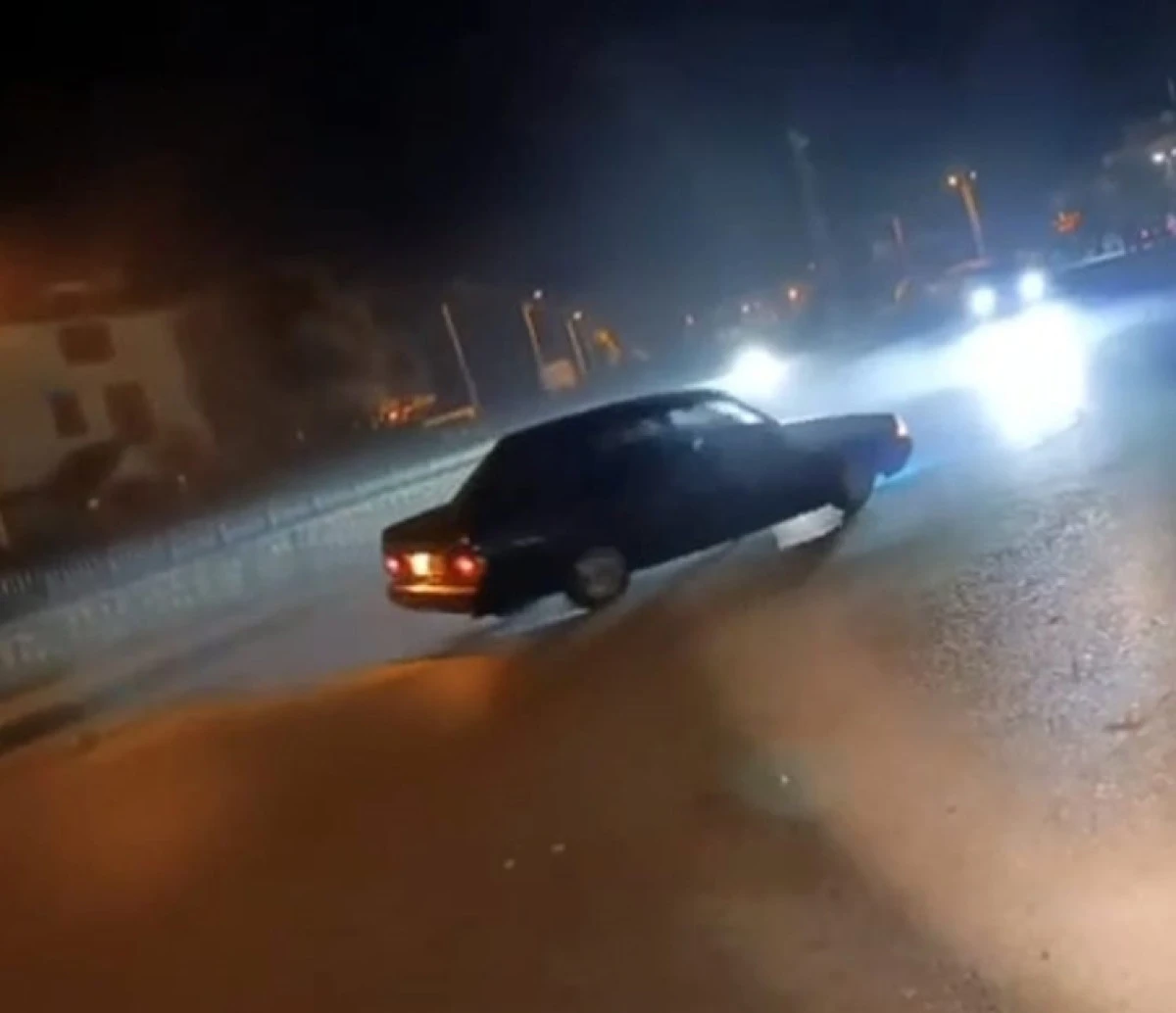 SAKARYA'DA DRİFT ATAN S&Uuml;R&Uuml;C&Uuml;YE 140 BİN LİRA CEZA     
