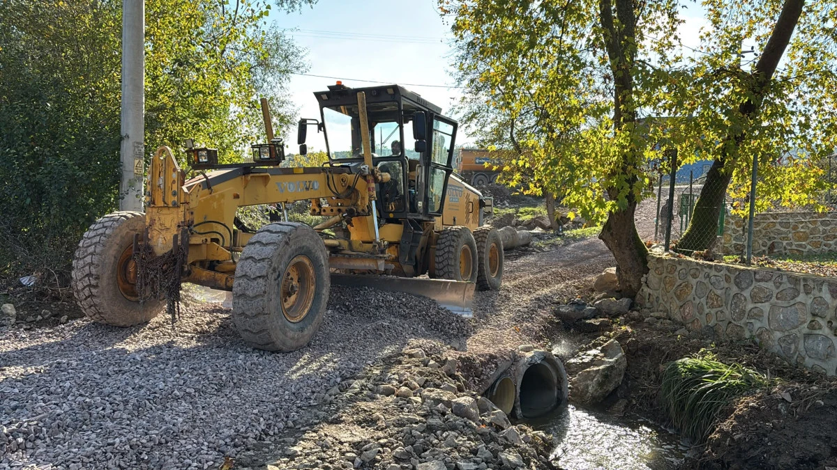 SELİN KAPATTIĞI K&Ouml;Y YOLU ULAŞIMA A&Ccedil;ILDI