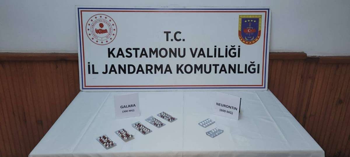 SENTETİK ECZA HAP İLE YAKALANAN İKİ KİŞİ GÖZALTINA ALINDI