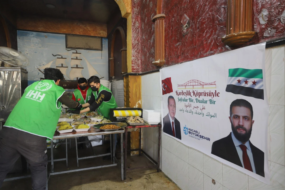 SURİYE RAKKA&rsquo;DA B&Uuml;Y&Uuml;KŞEHİR&rsquo;LE İFTAR BEREKETİ