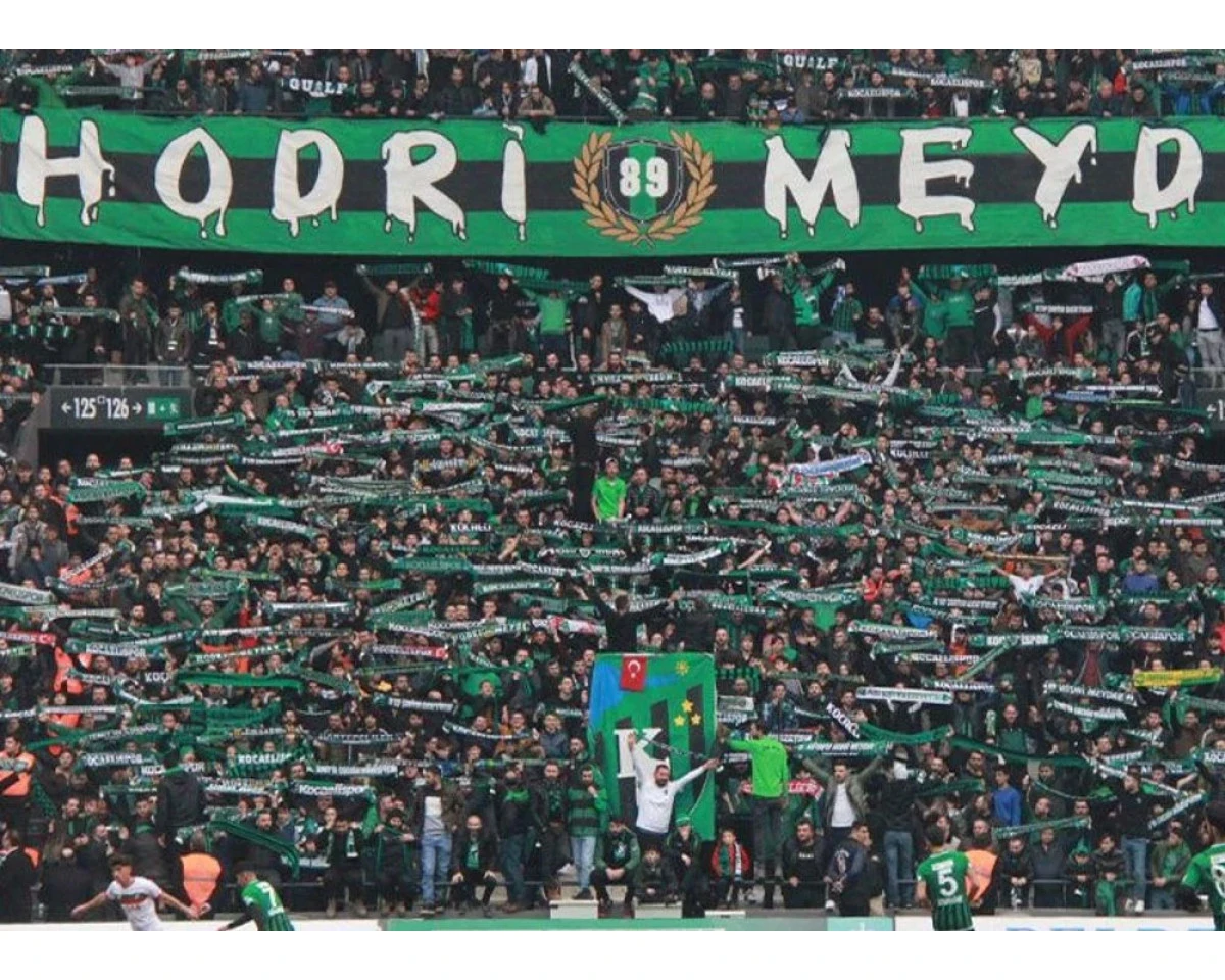 TRİB&Uuml;NDEN D&Uuml;ŞEN GEN&Ccedil; HAYATINI KAYBETTİ