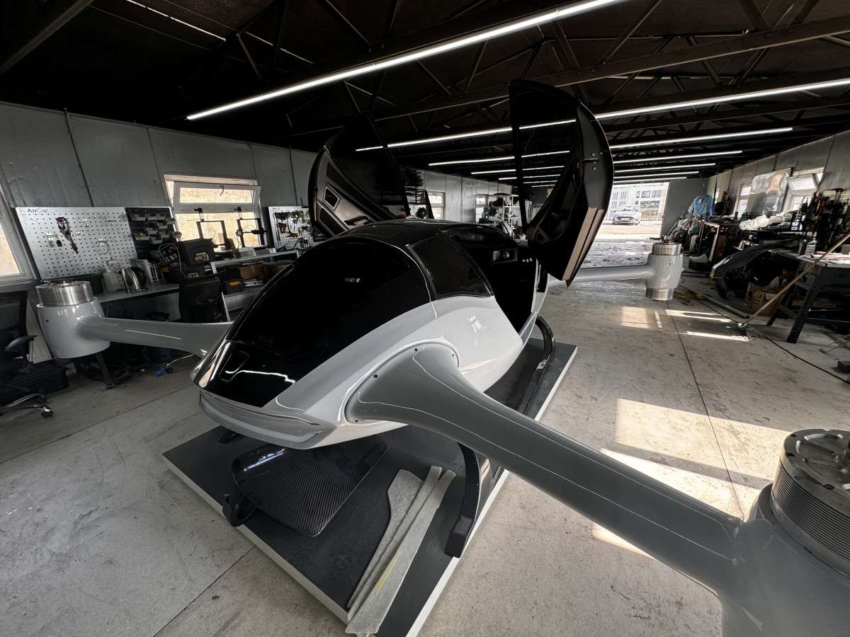 TÜRK MÜHENDİSTEN UÇAN OTOMOBİL: 