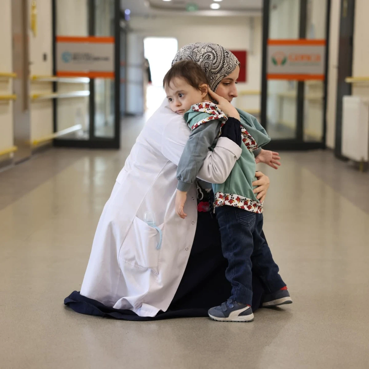 T&Uuml;RKİYE&rsquo;Yİ DUYGULANDIRAN FOTOĞRAFA BAŞKAN B&Uuml;Y&Uuml;KAKIN&rsquo;IN YORUMU