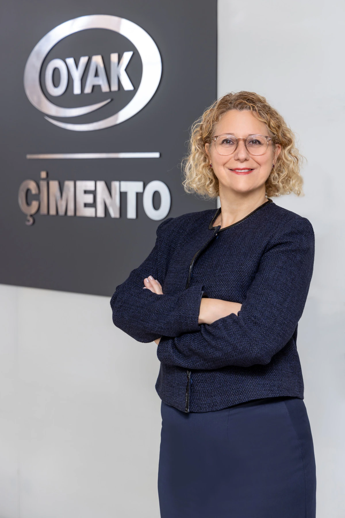 &Uuml;RETİMİN KALBİNDE KADIN İMZASI: OYAK &Ccedil;İMENTO&rsquo;DA GELECEĞİ CEMENTA&rsquo;LAR İNŞA EDECEK